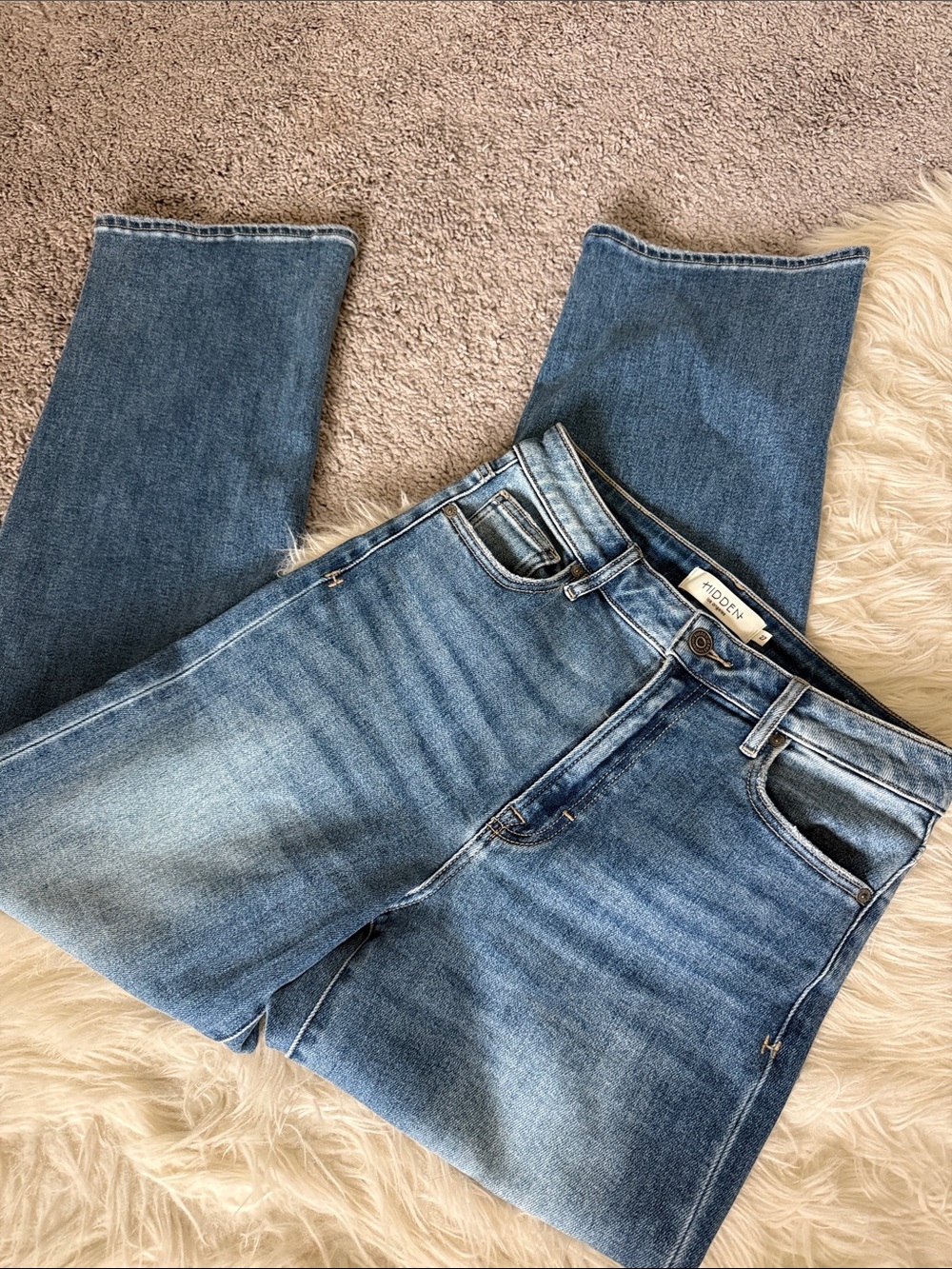 VICI Hidden Tracy Straight Leg Jeans 27 NEW